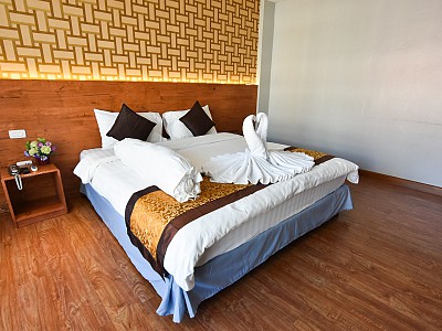 deluxe double bedded room