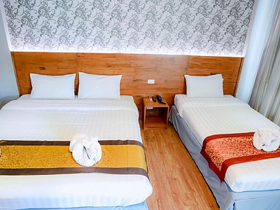 deluxe tripple bedded room