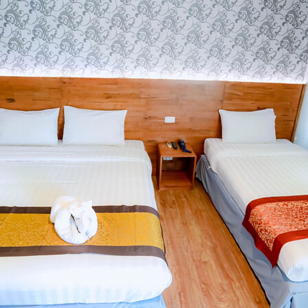 deluxe tripple bedded room
