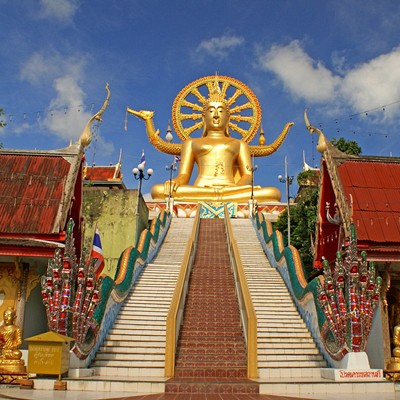 Wat Phra Yai