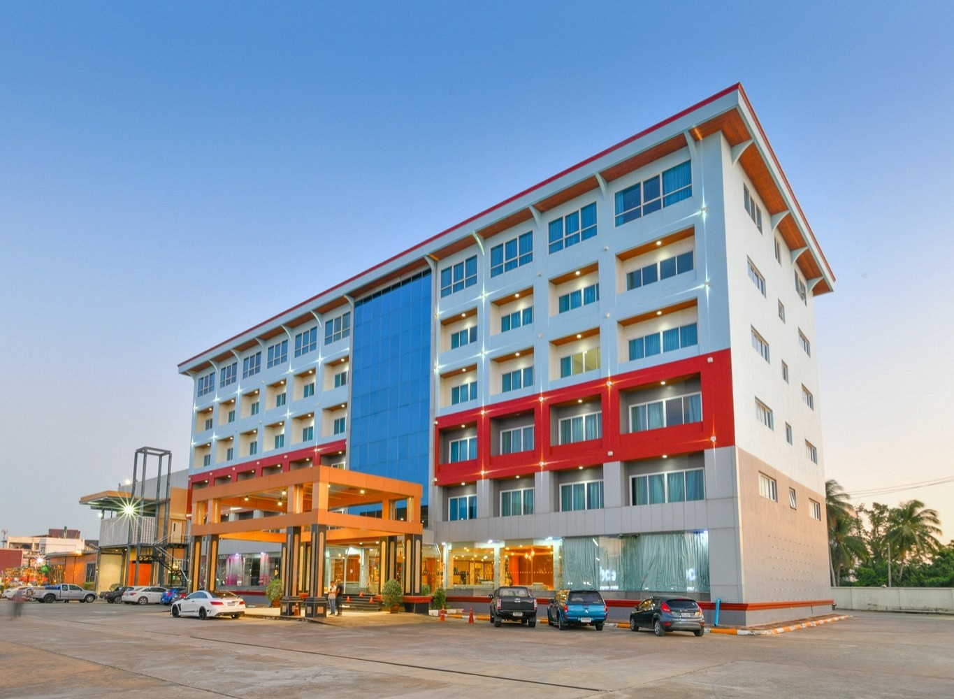 CBD2 Hotel Surat Thani