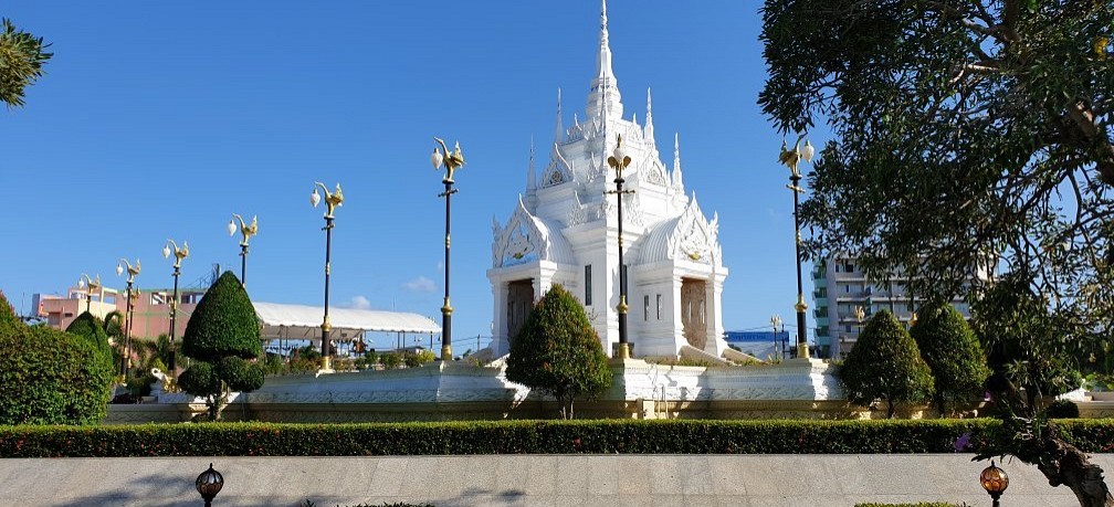 Surat Thani City Pillar Shrine