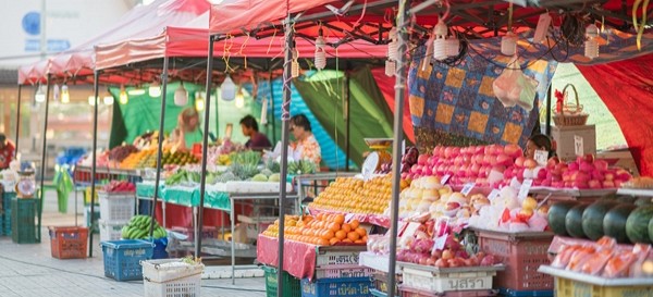 Fruit Market at the Sleeper Boat Pier