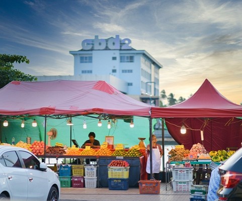 Fruit Market at the Sleeper Boat Pier