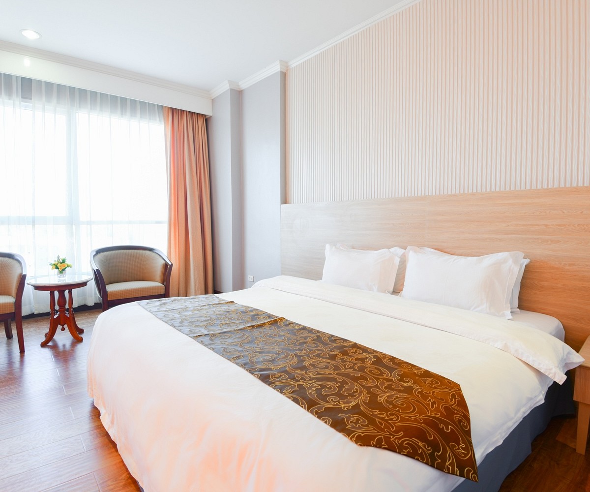 CBD2 Hotel Surat Thani