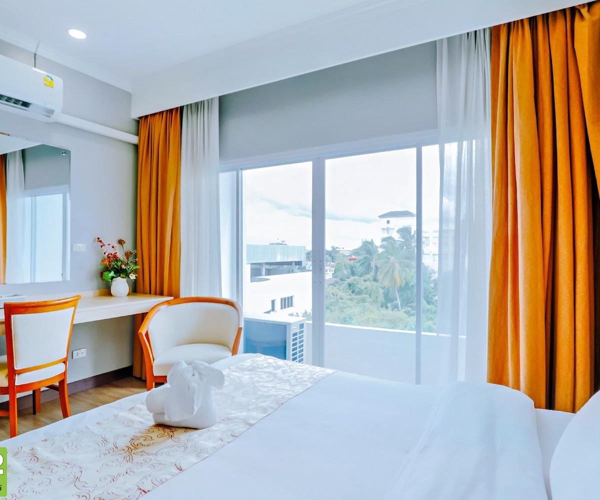 CBD2 Hotel Surat Thani