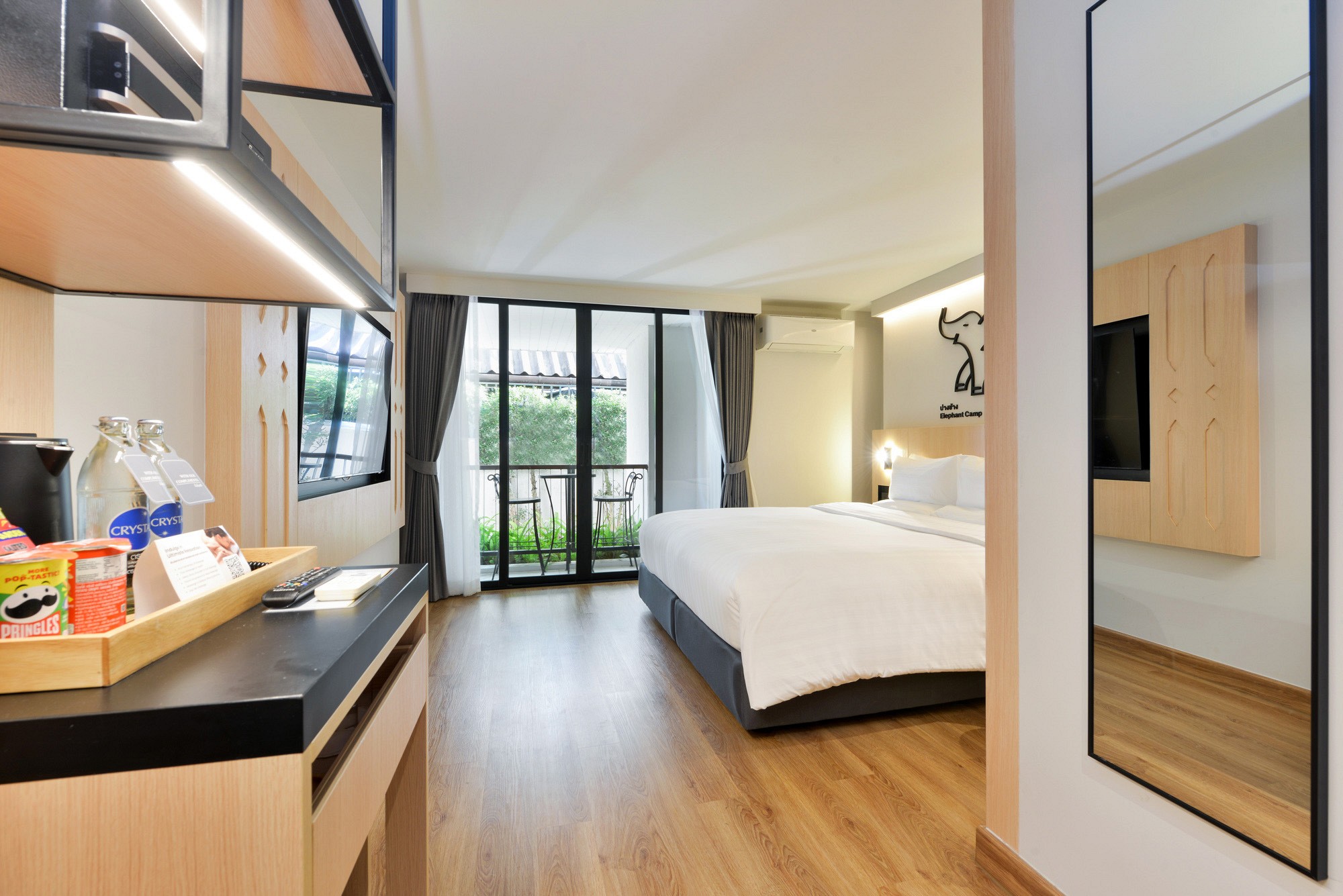 Superior King Bed Garden View with Balcony